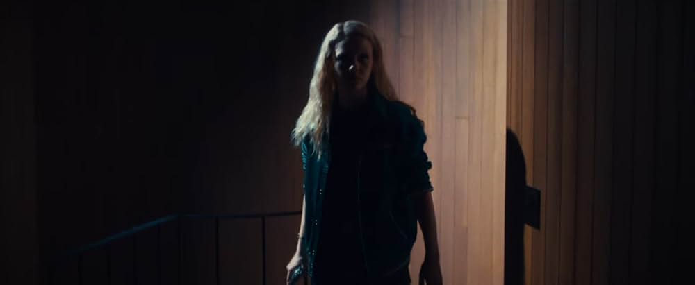 MaXXXine マキシーンの画像