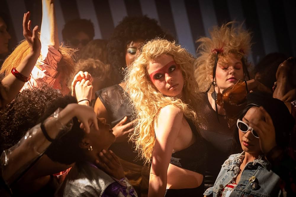 MaXXXine マキシーンの画像