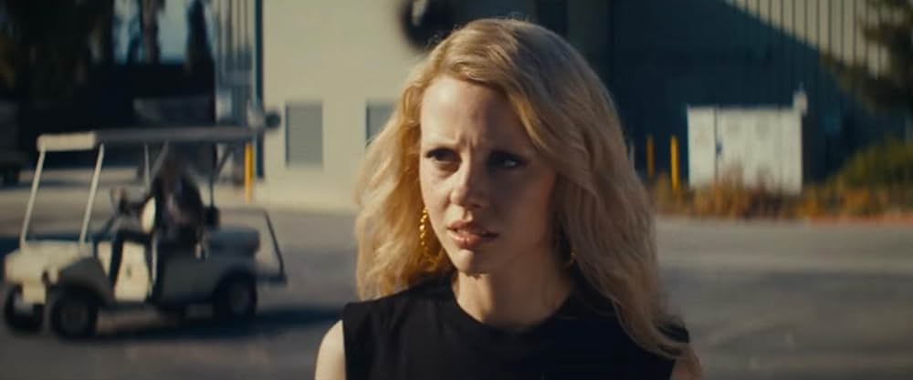 MaXXXine マキシーンの画像