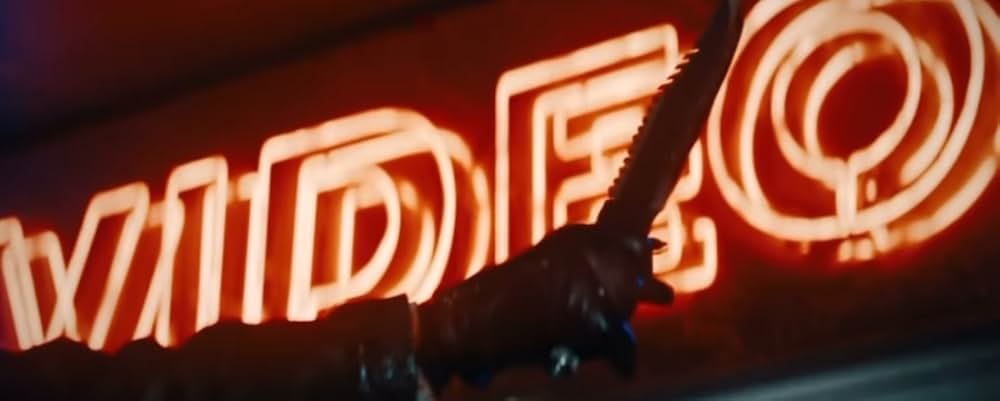 MaXXXine マキシーンの画像