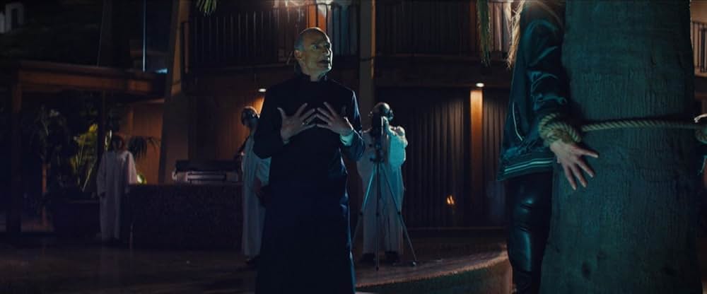 MaXXXine マキシーンの画像