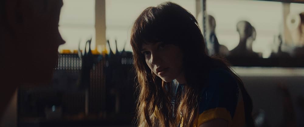 MaXXXine マキシーンの画像