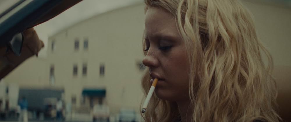 MaXXXine マキシーンの画像