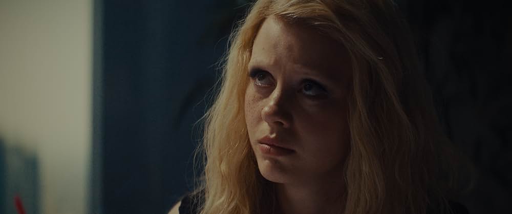 MaXXXine マキシーンの画像