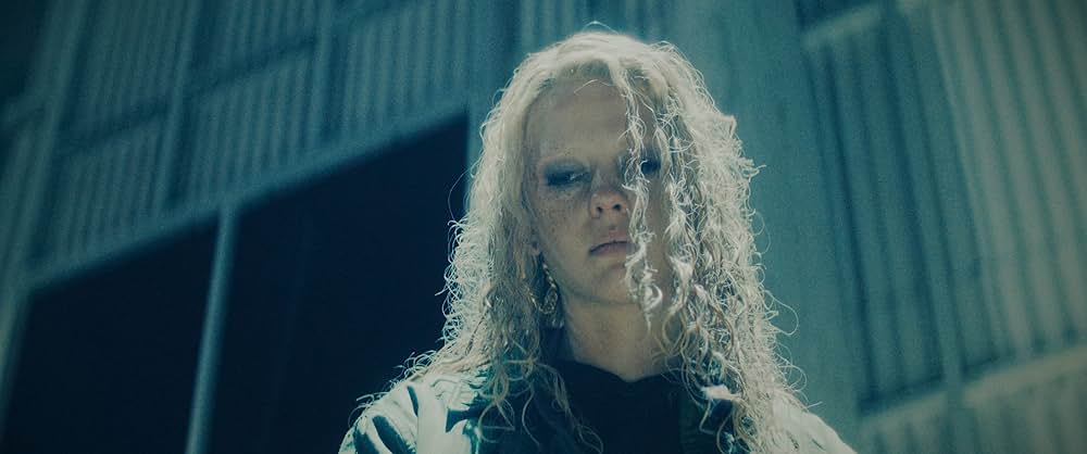 MaXXXine マキシーンの画像