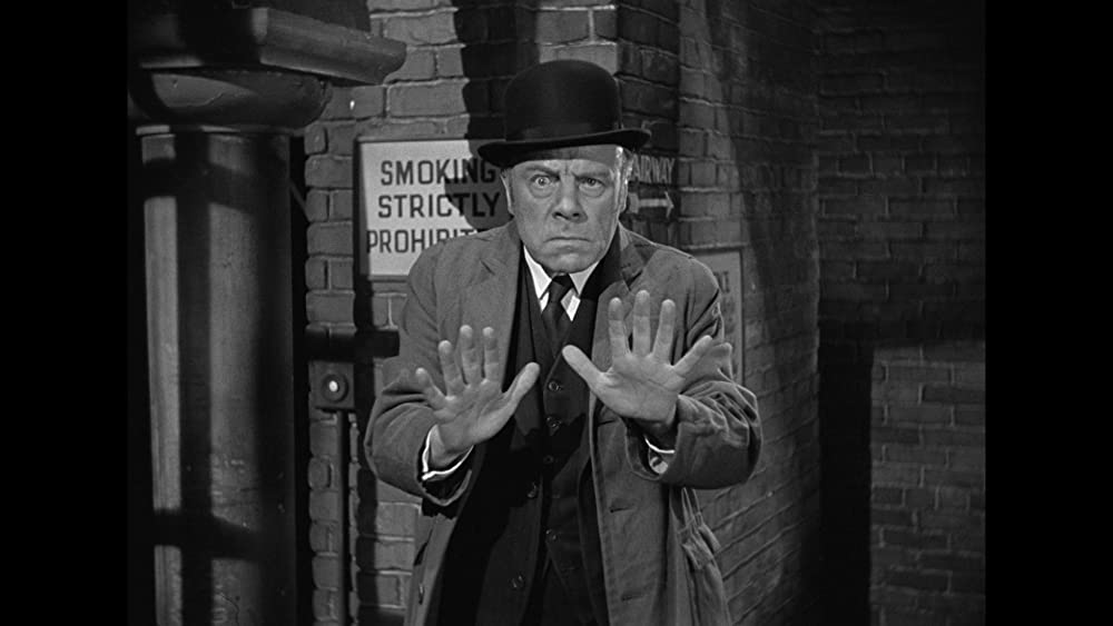 海外特派員の画像