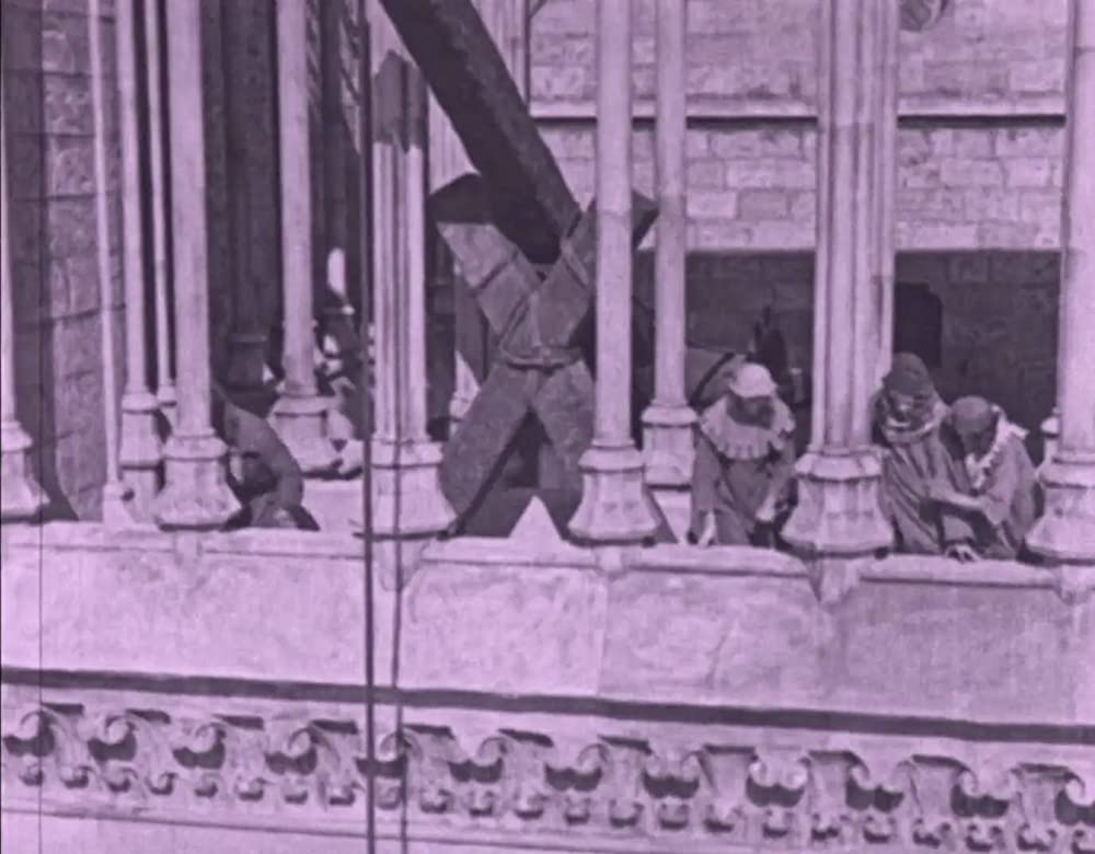 ノートルダムのせむし男の画像