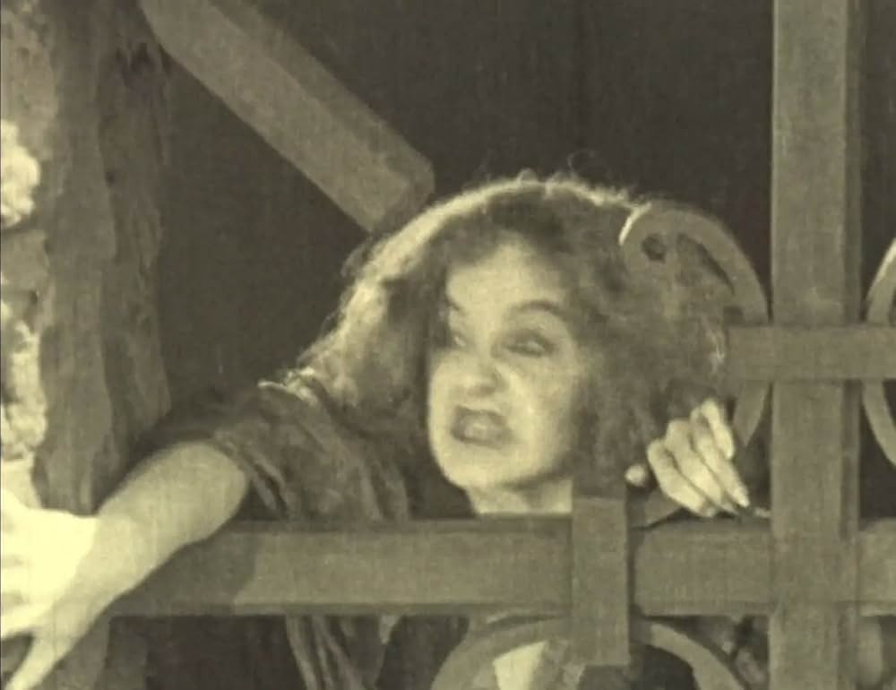 ノートルダムのせむし男の画像