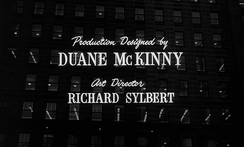 大会社の椅子の画像