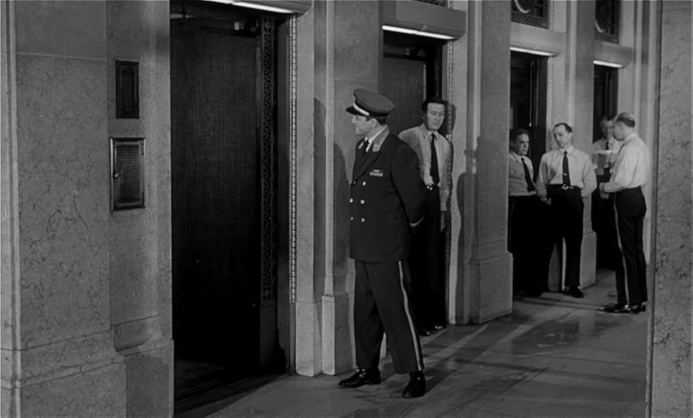 大会社の椅子の画像