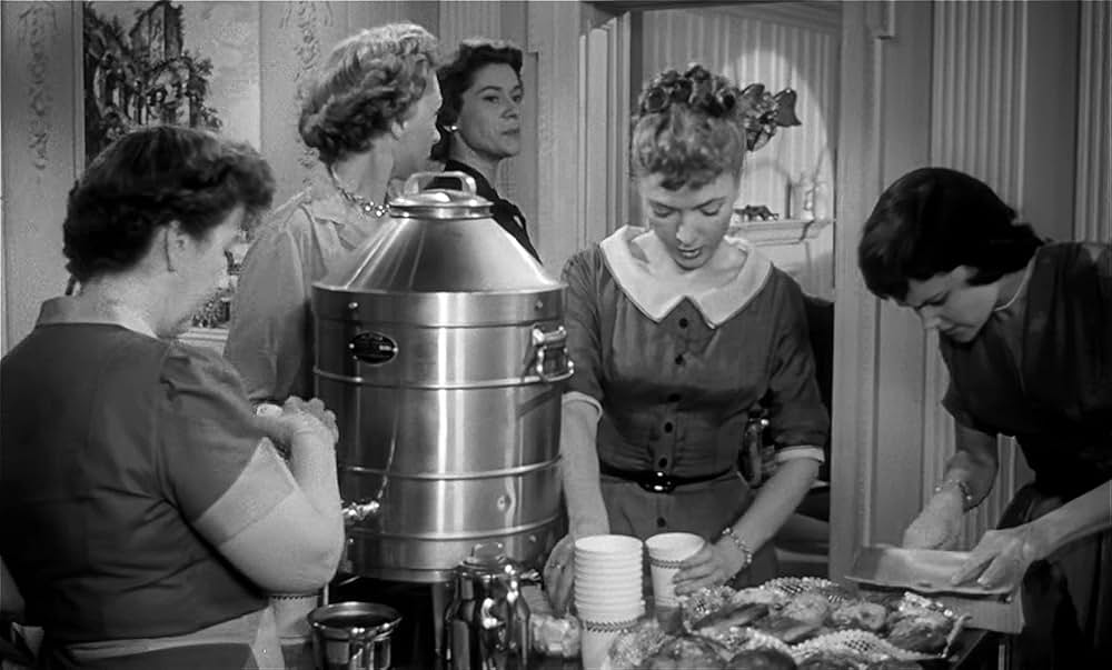 大会社の椅子の画像