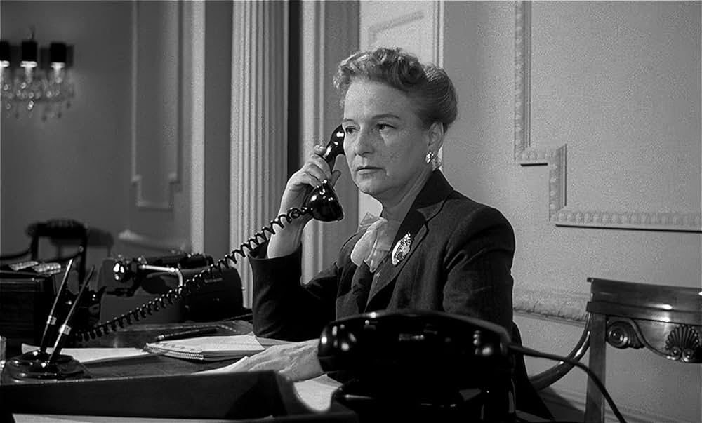 大会社の椅子の画像