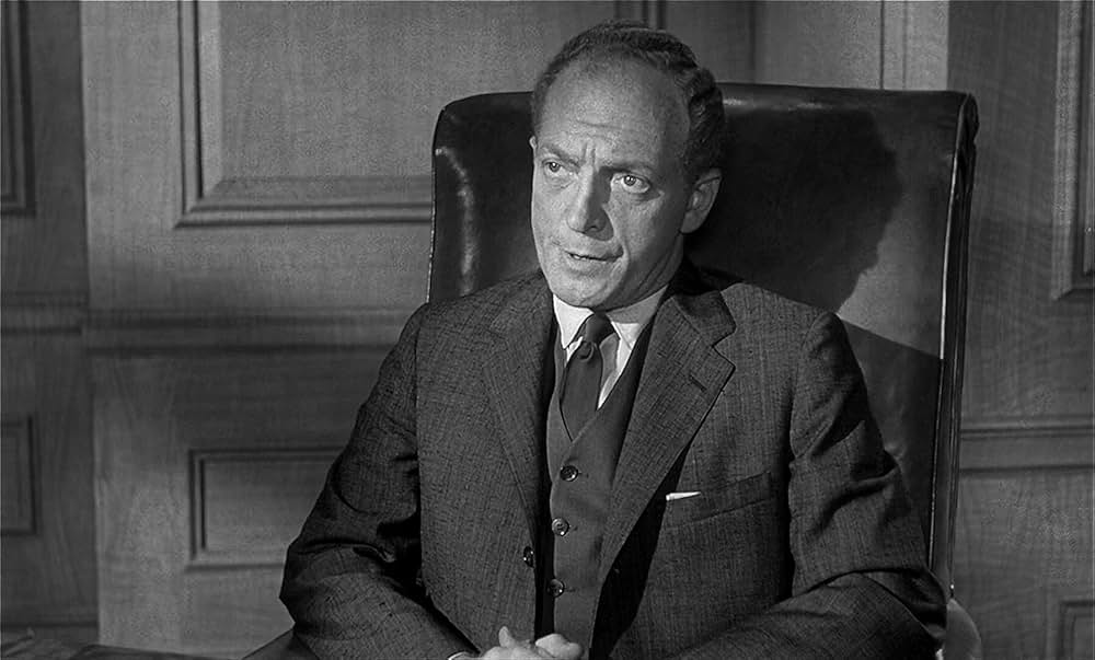 大会社の椅子の画像