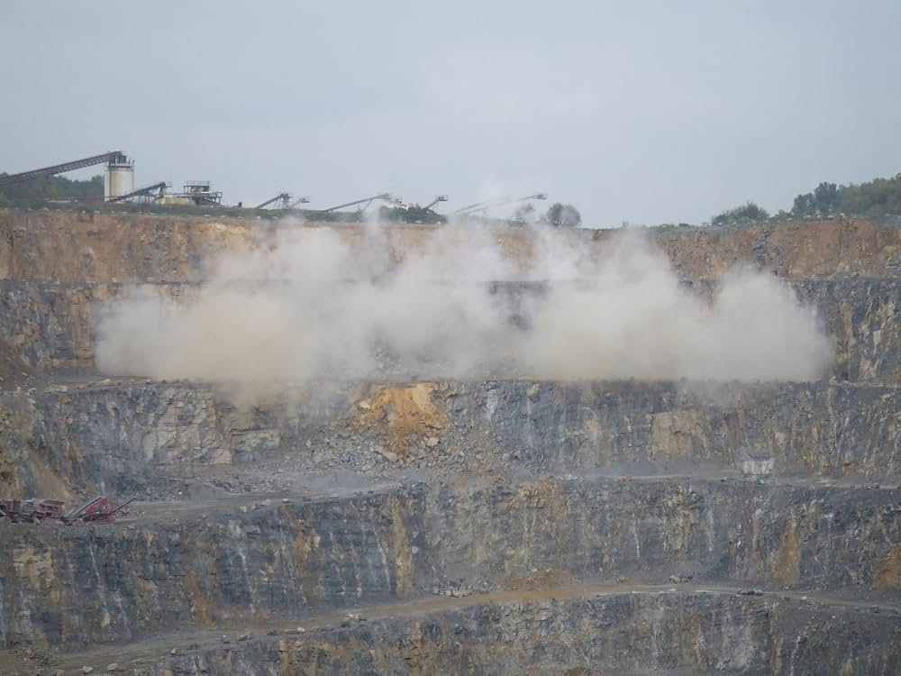 ダスト 塵の画像