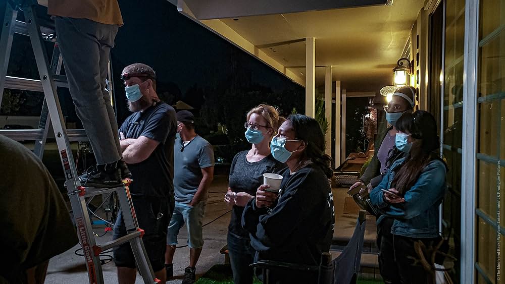 The Moon and Back（原題）の画像