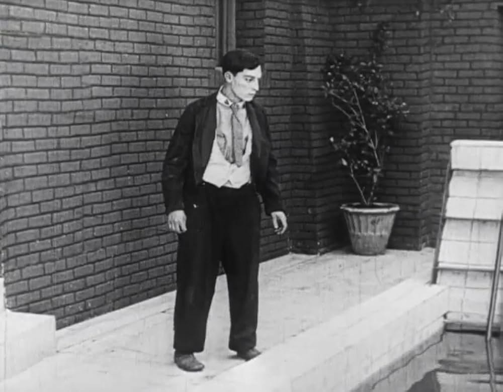 キートンの電気屋敷／電気館の画像