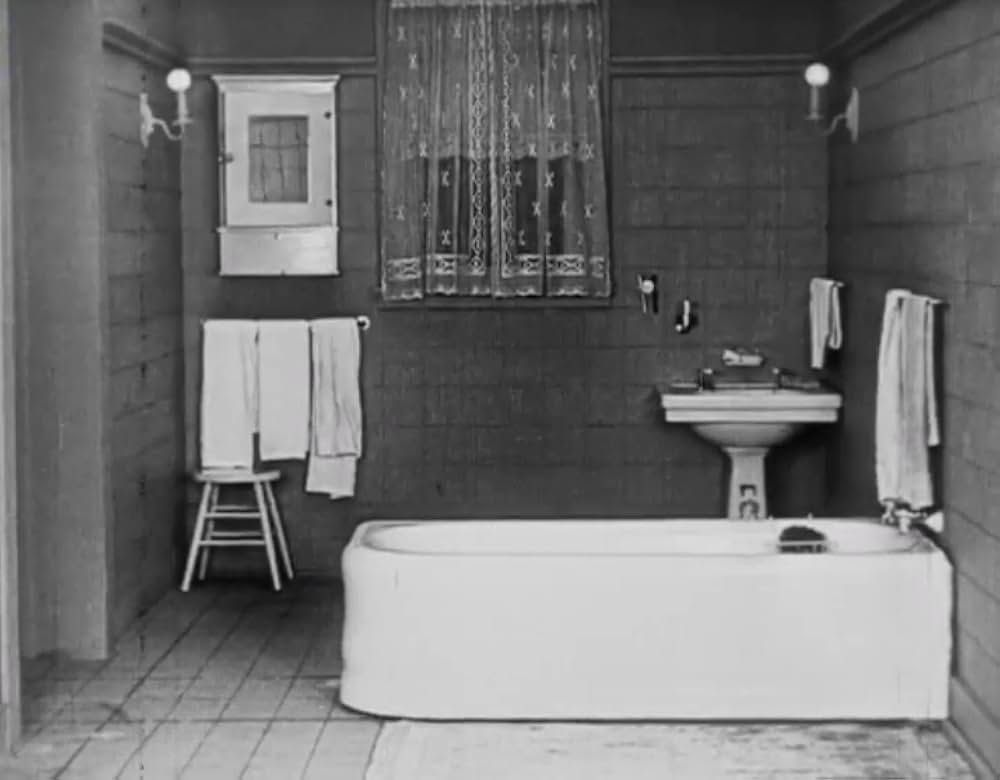 キートンの電気屋敷／電気館の画像