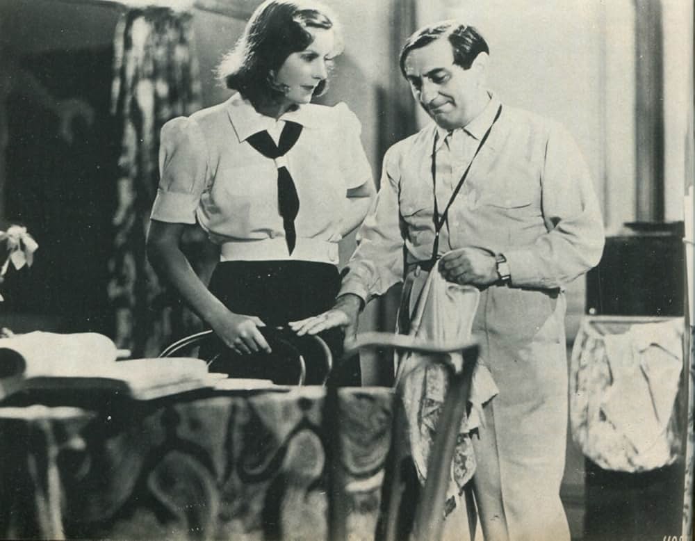 ニノチカの画像