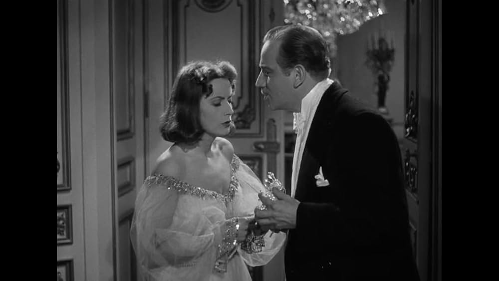 ニノチカの画像