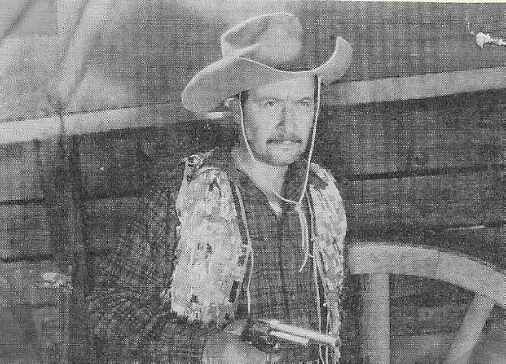 轟く天地の画像