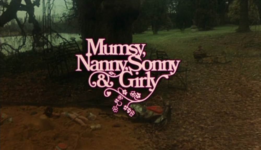Mumsy, Nanny, Sonny & Girly（原題）の画像