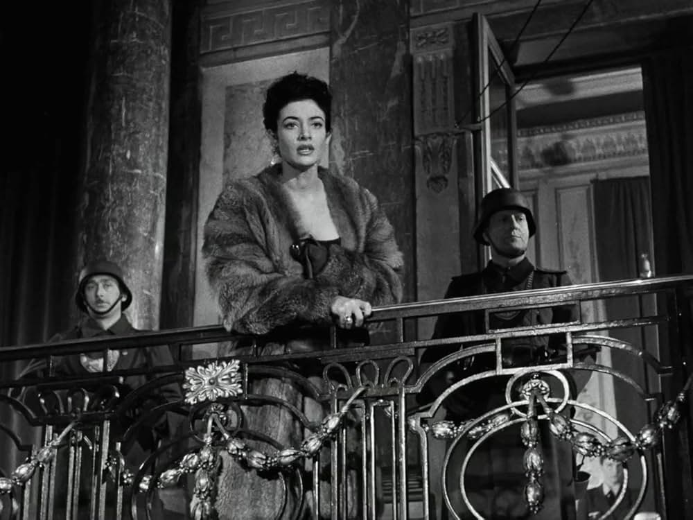 パリ横断の画像