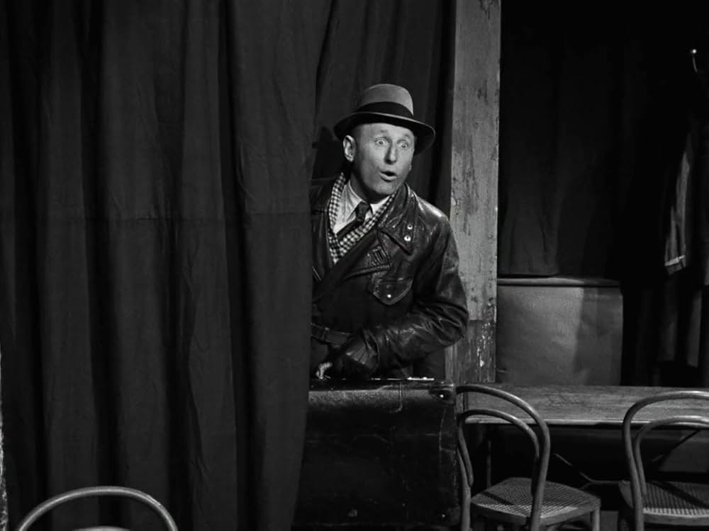 パリ横断の画像