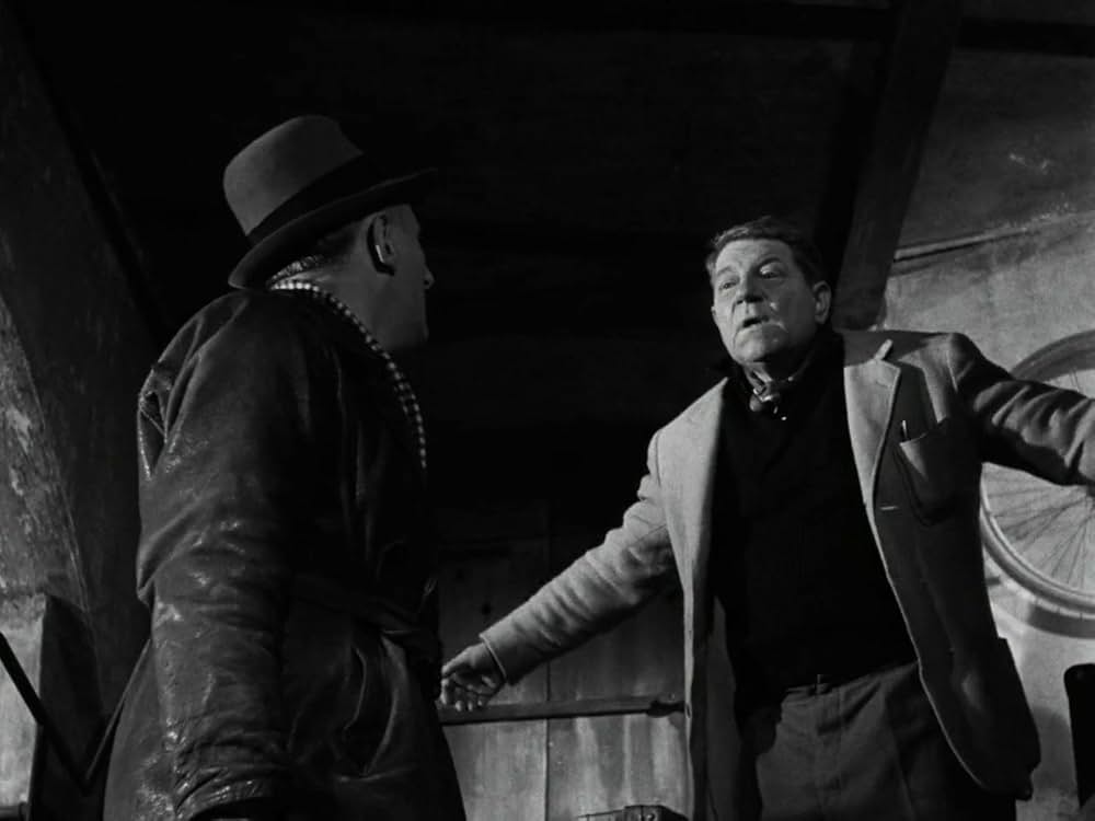 パリ横断の画像