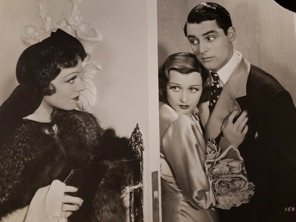 お嬢様お耳拝借の画像