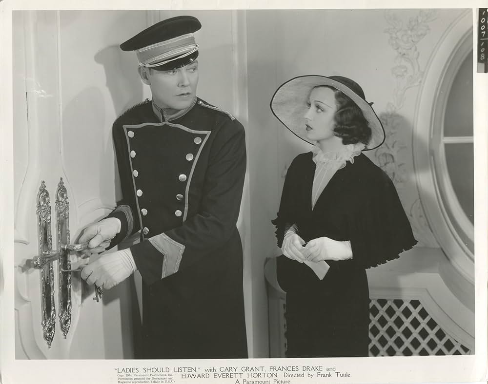 お嬢様お耳拝借の画像