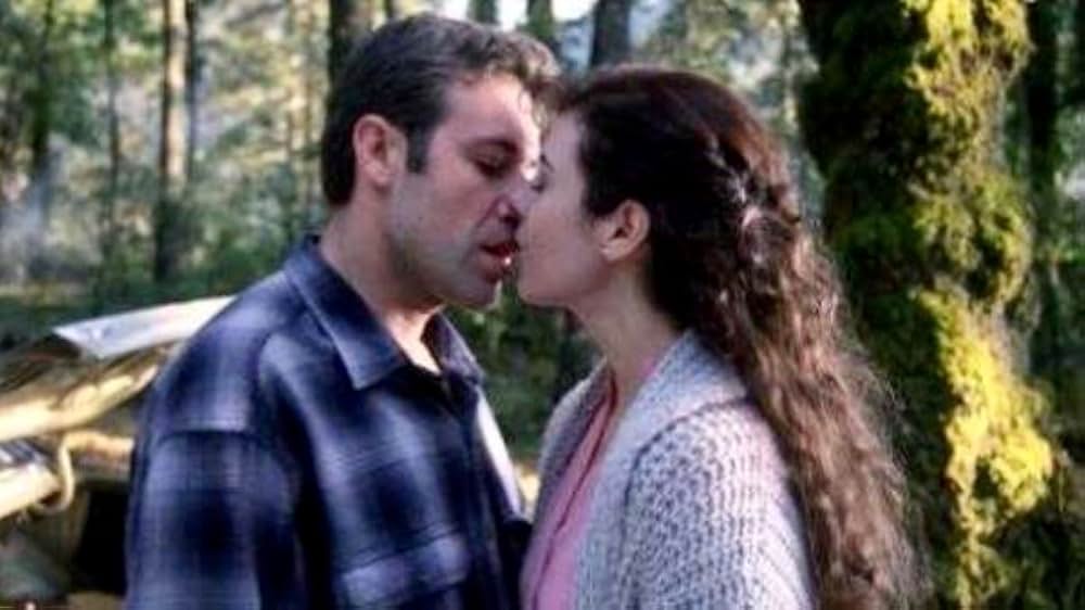 青い部屋の女の画像