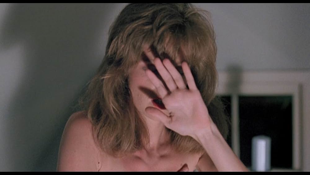 ラブ・クライム 官能の罠の画像