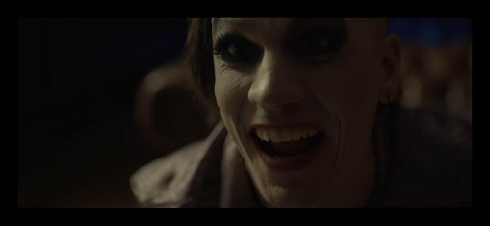 Fyre Rises（原題）の画像