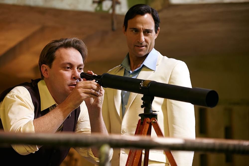 Closer to the Moonの画像