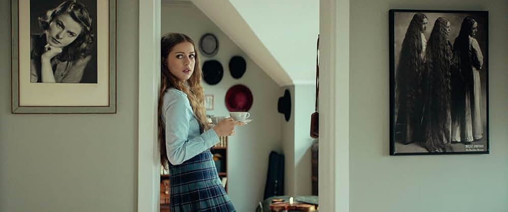 アリエナ -禁断の女子高生-の画像