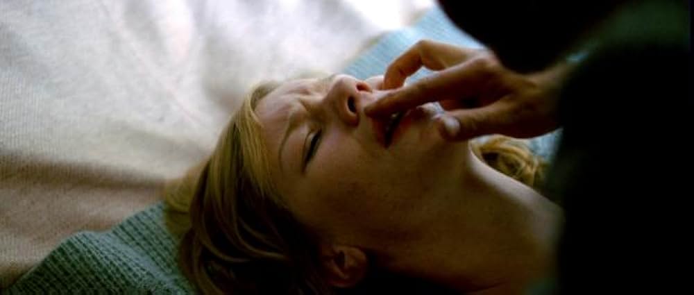 裸の診察室の画像