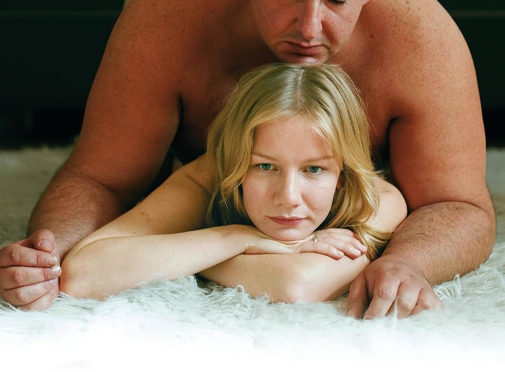 裸の診察室の画像