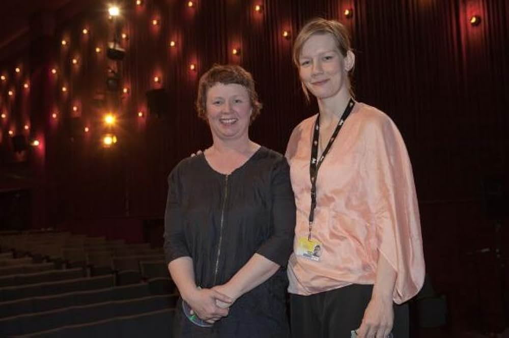 裸の診察室の画像