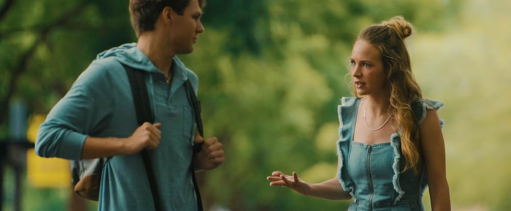 モリー・シンガー“2度目”のキャンパスライフ 最高な大学生活の過ごし方を教えます！！の画像