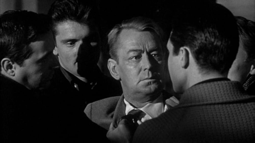 西十三番街の画像