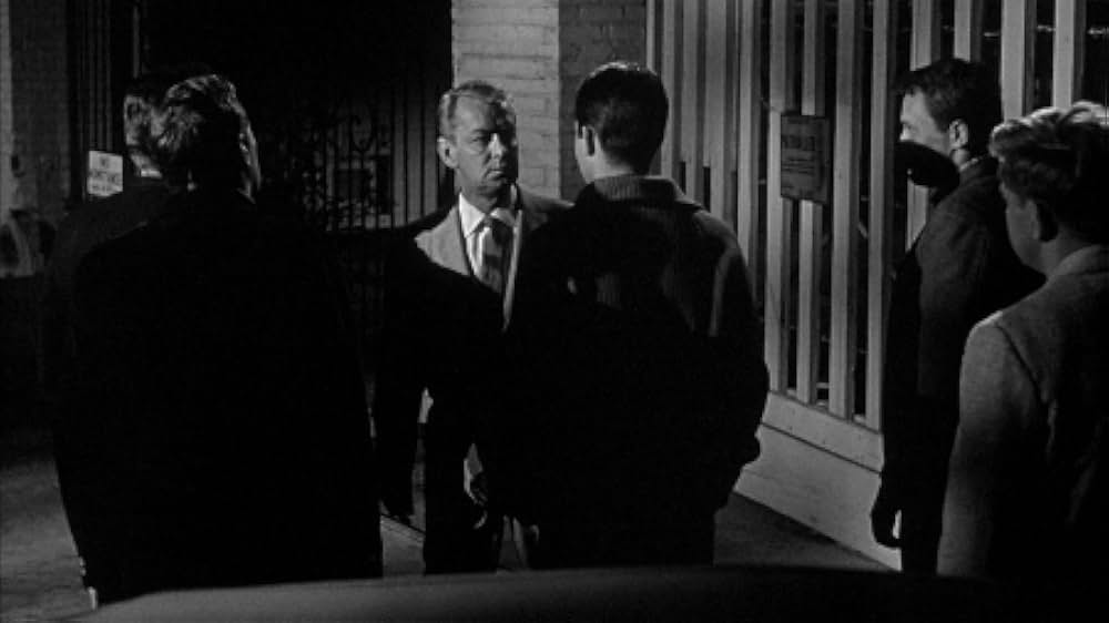 西十三番街の画像