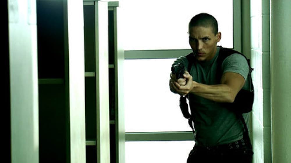 アルティメット・エネミーの画像