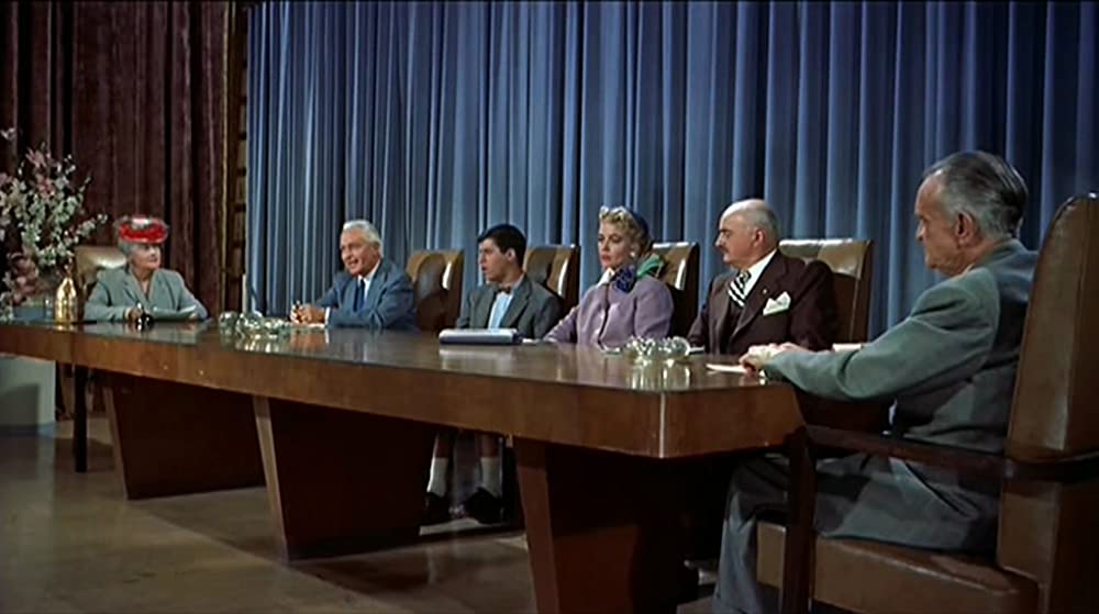 画家とモデルの画像