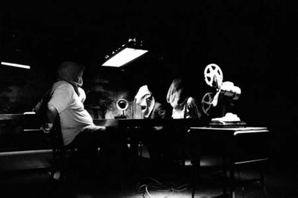 ダーク・エントランスの画像