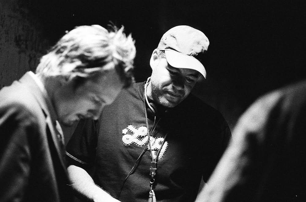 ダーク・エントランスの画像