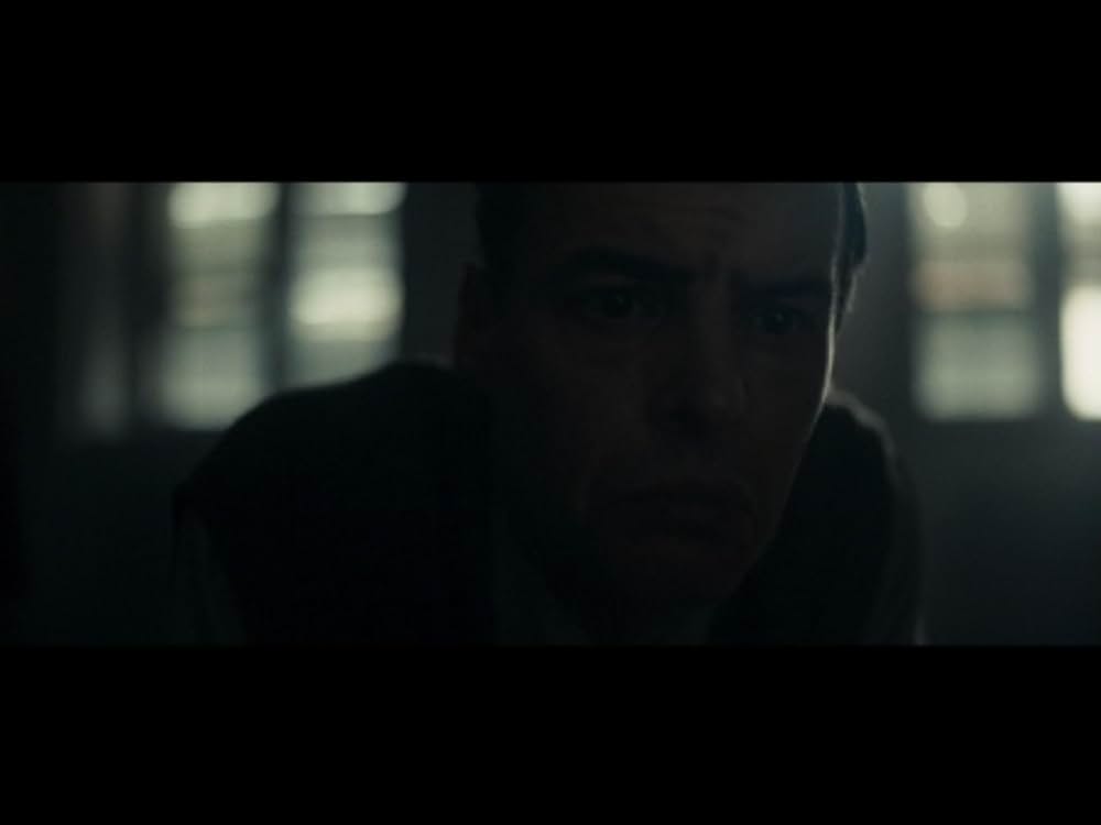 イヤーウィグ/氷の⻭を持つ少女の画像