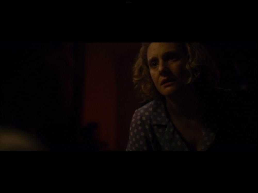 イヤーウィグ/氷の⻭を持つ少女の画像