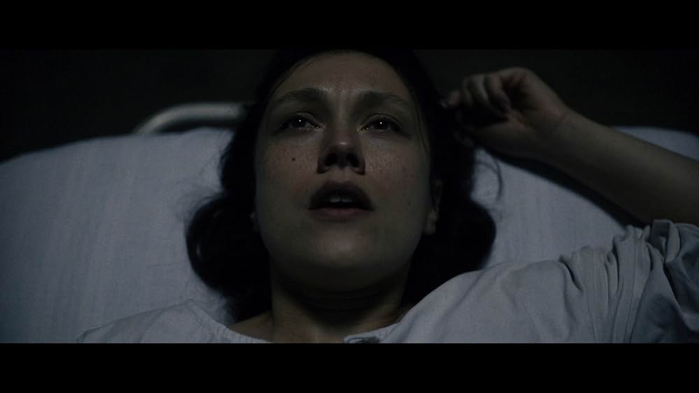 イヤーウィグ/氷の⻭を持つ少女の画像