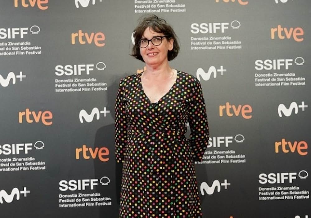 イヤーウィグ/氷の⻭を持つ少女の画像