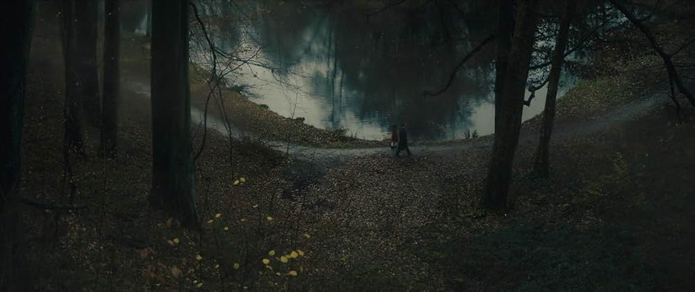 イヤーウィグ/氷の⻭を持つ少女の画像